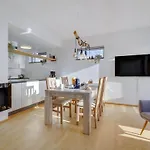 公寓 Pirkko - 100m From The Sea By Interhome