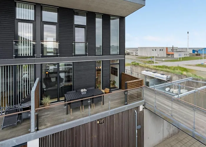 Pirkko - 100m From The Sea By Interhome *